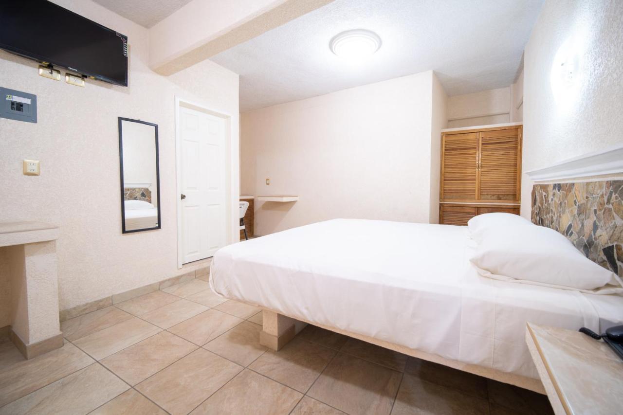Peninsula Stays Executive Hotel サリナ・クルス エクステリア 写真