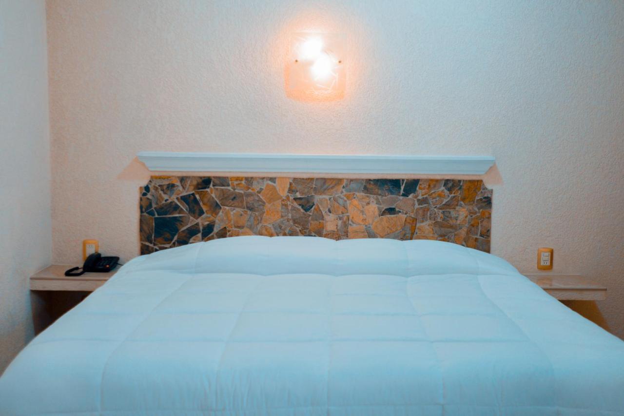 Peninsula Stays Executive Hotel サリナ・クルス エクステリア 写真